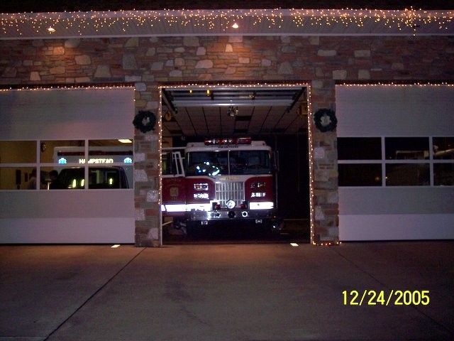 Station 13 (Gamber) covering for Hampstead during a Christmas Eve Fire in Manchester 2005